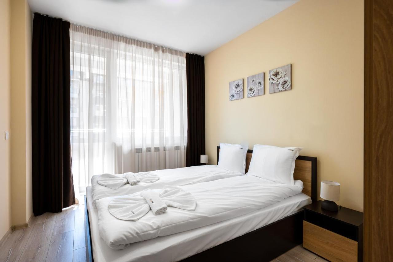 Апартаменты Nomad Haven: 1Bd Flat With Balcony & Desk София Экстерьер фото